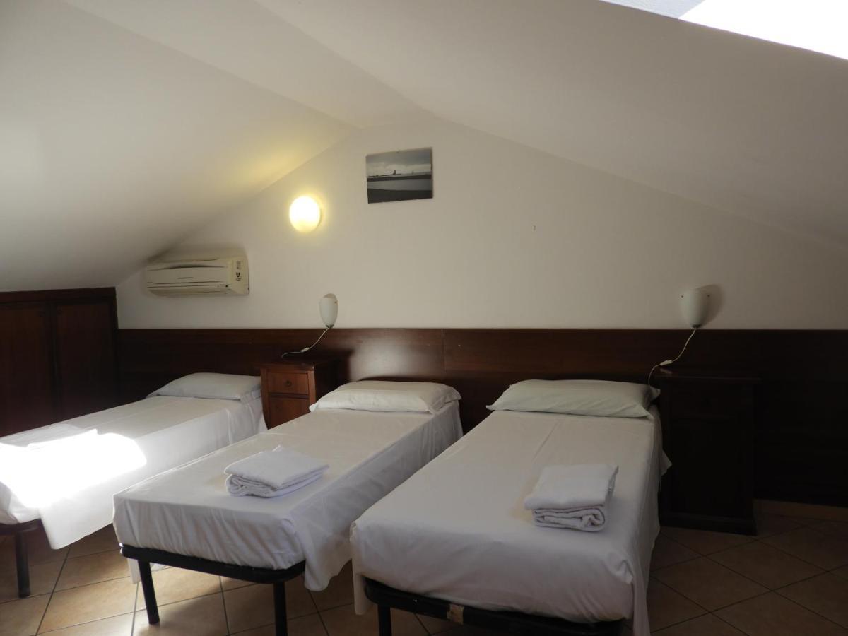 B&B Isola Фиумичино Екстериор снимка
