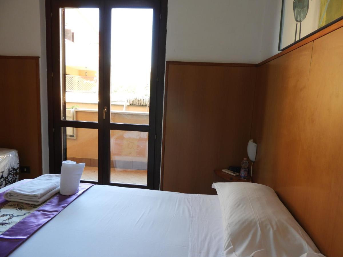 B&B Isola Фиумичино Екстериор снимка