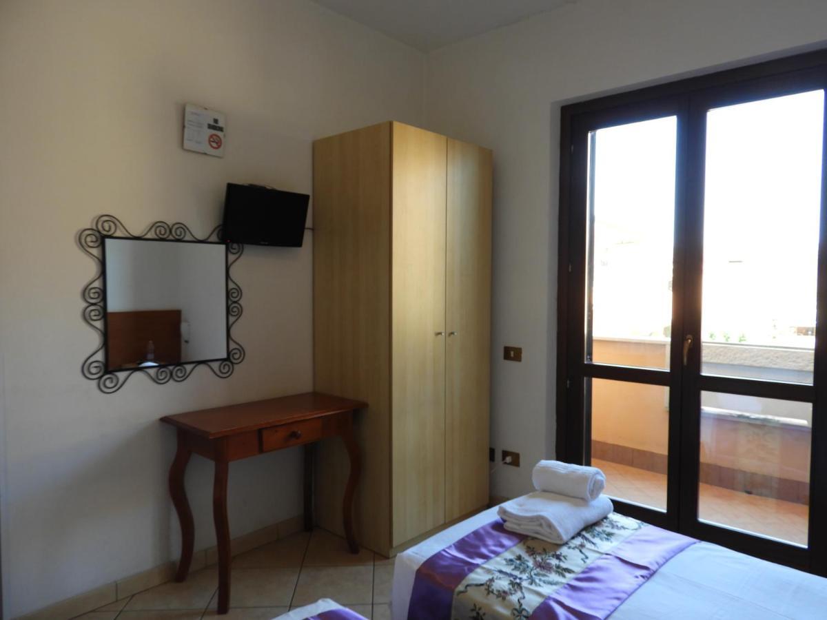 B&B Isola Фиумичино Екстериор снимка